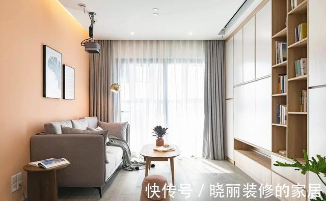 收纳柜|被她家的76㎡新房惊艳了,电视墙改造成收纳柜,走廊砌吧台藏冰箱