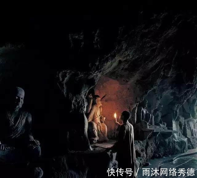 一组照片告诉你, 真正的佛教徒是怎样的