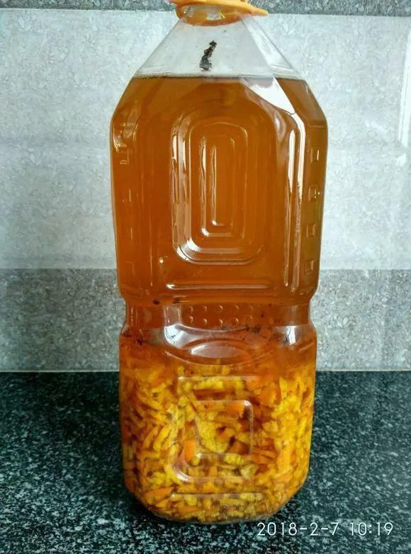 试试看|花盆里插1根筷子,解决了养花人的大难题,快试试看!