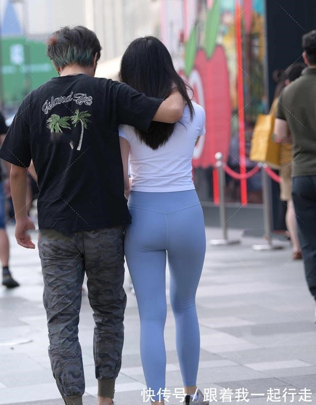 立体感 富有活力的打底裤穿出个性与品位,展现非凡气质!