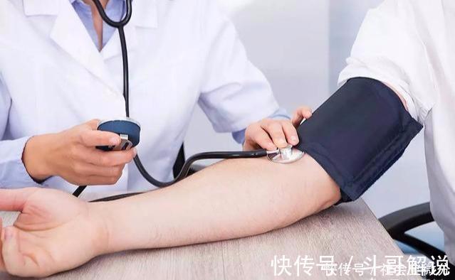 乙醛|喝酒对血压到底有啥影响，高血压究竟能否喝酒这篇讲的很明白