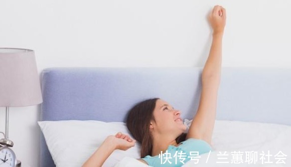 中老年人|晨起5个“短命习惯”,你做过几个若都不占,恭喜你健康易长寿