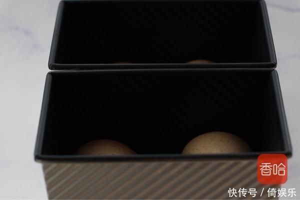 这样做全麦吐司不要太好吃满屋子都是麦香,早餐吃它太健康了