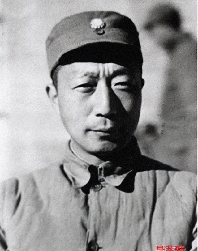 少将|参加长征的越南人洪水,55年被授正师级少将,毛泽东说不合适