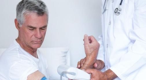 染发剂|过了60岁，4件事尽量不要做，易给自己“减寿”！