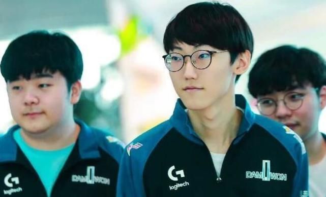 G2|S10半决赛还没开始,G2教练先出来认怂,前面的自信都是装出来的