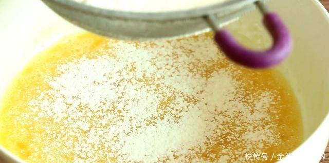 抹茶蜜豆千层蛋糕的做法,薄如蝉翼的千层皮,制作技巧全分享