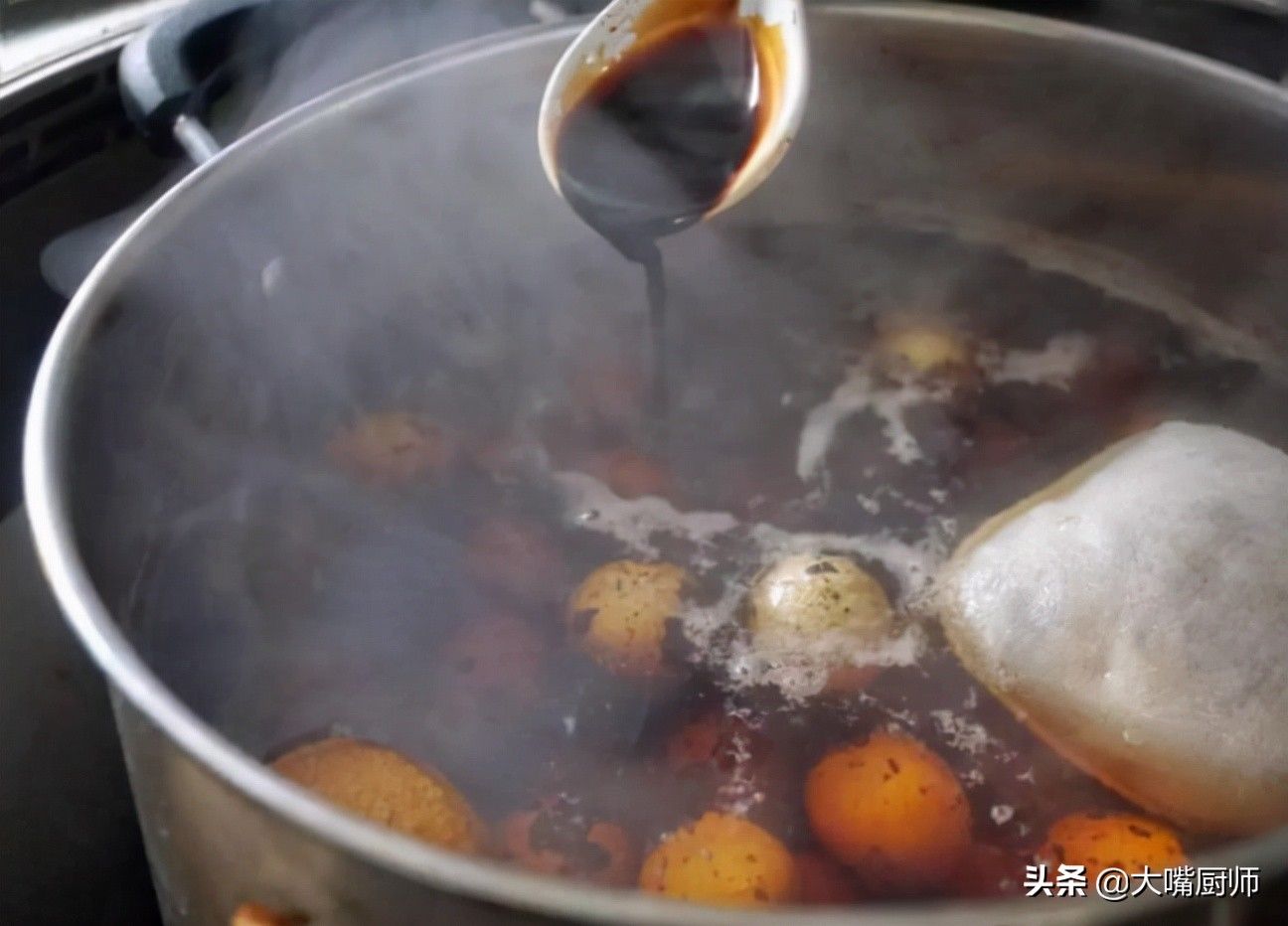 5000元卤肉配方免费分享，颜色红亮、酥烂鲜香，学会了可以摆摊了