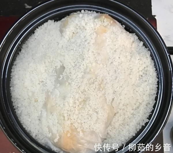 沙姜蓉|砂锅盐焗鸡!