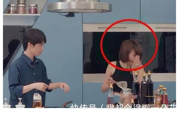 女三|心动的信号:女三做饭受伤,男二救治的方式让她坠入爱河