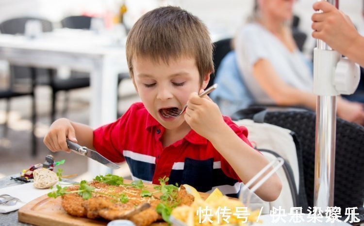 长高|半年长高5厘米，9岁男孩高出同龄半个头，只因奶奶的这道食物