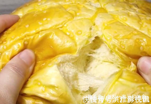 面粉别蒸馒头了，教你面包最好吃做法，松软拉丝，出锅瞬间被抢光