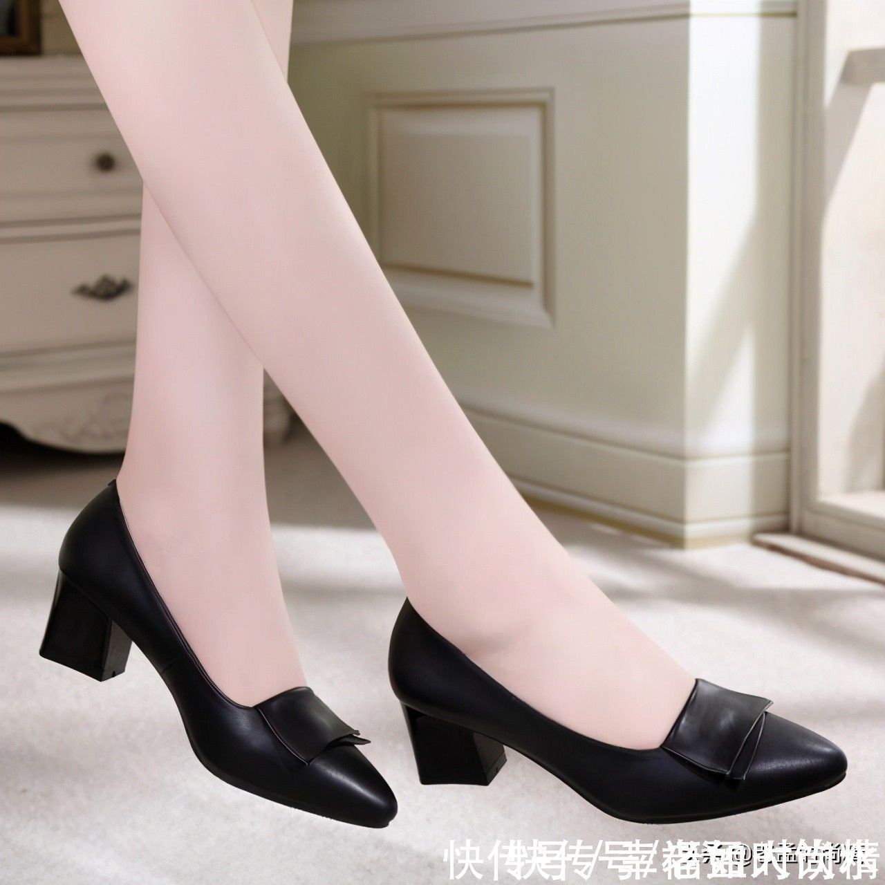 中跟 尖头中跟单鞋,穿上它简单舒服,上脚优雅随性
