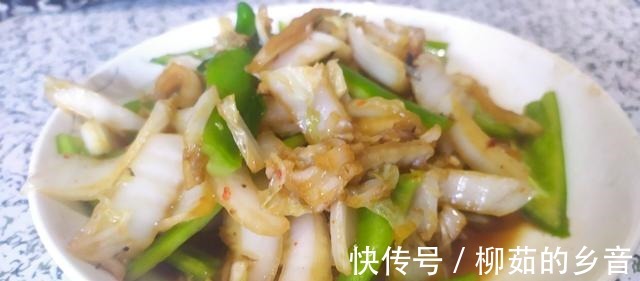 「醋溜白菜」秋天的白菜口感最佳,味道鲜美,清脆好吃!