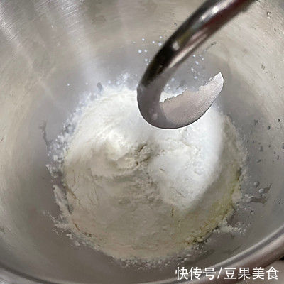 2g鸡蛋|可爱到爆的牛奶面包卷