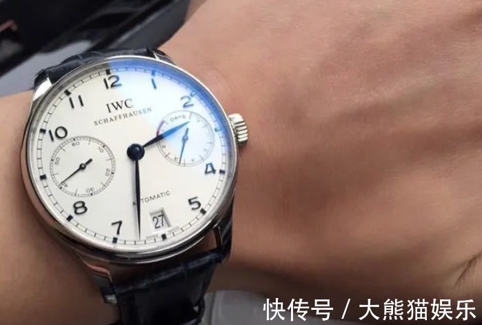 伯仲之间 万国葡计和葡七腕表谁更好,有一个词叫“伯仲之间”!
