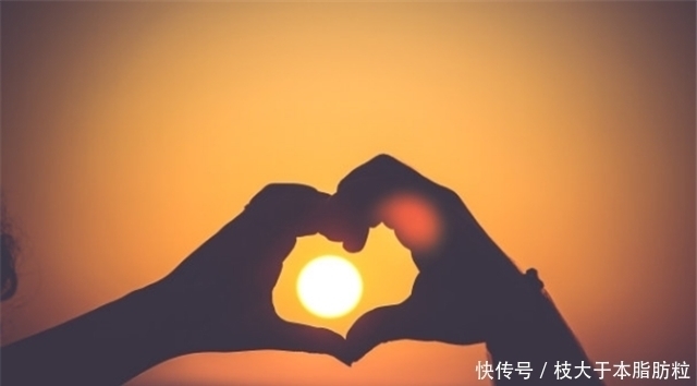 她是贺龙第五任老婆 相爱27年 53岁天人永别 95岁谢世 天合乐学帮助家长发现孩子的更多可能