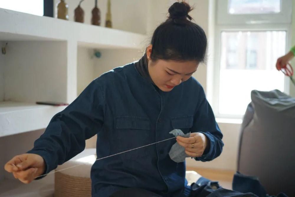  贺兰山下真奇妙，他们每周末都在画画、做手工，还有版画体验坊！