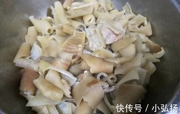香叶|我想扔的“垃圾”被姐夫做成了下酒菜，老公下班后拎酒奔向他家