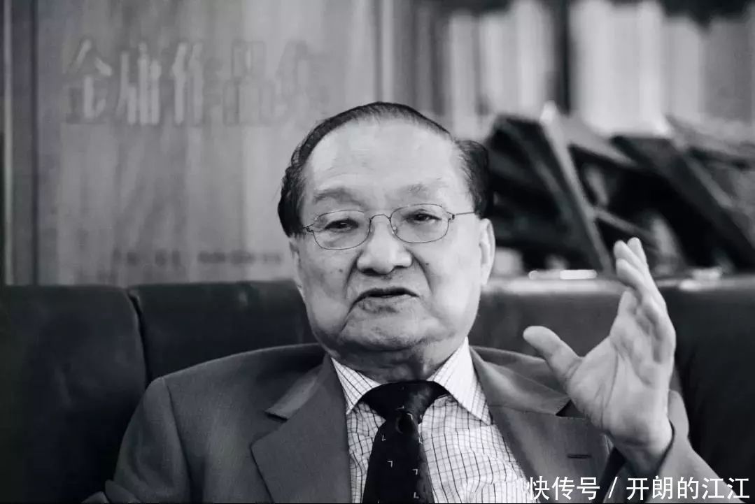 韦小宝的一生太真实风光时大臣义结金兰,落魄时好友敬而远之