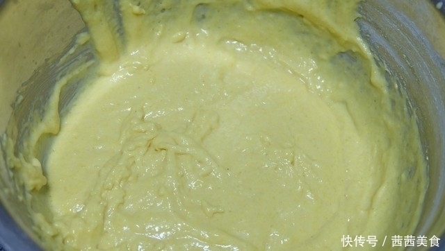 蓝莓酱|牛奶加玉米面,不用泡打粉,轻松做出香软早餐饼,一顿吃掉好几个