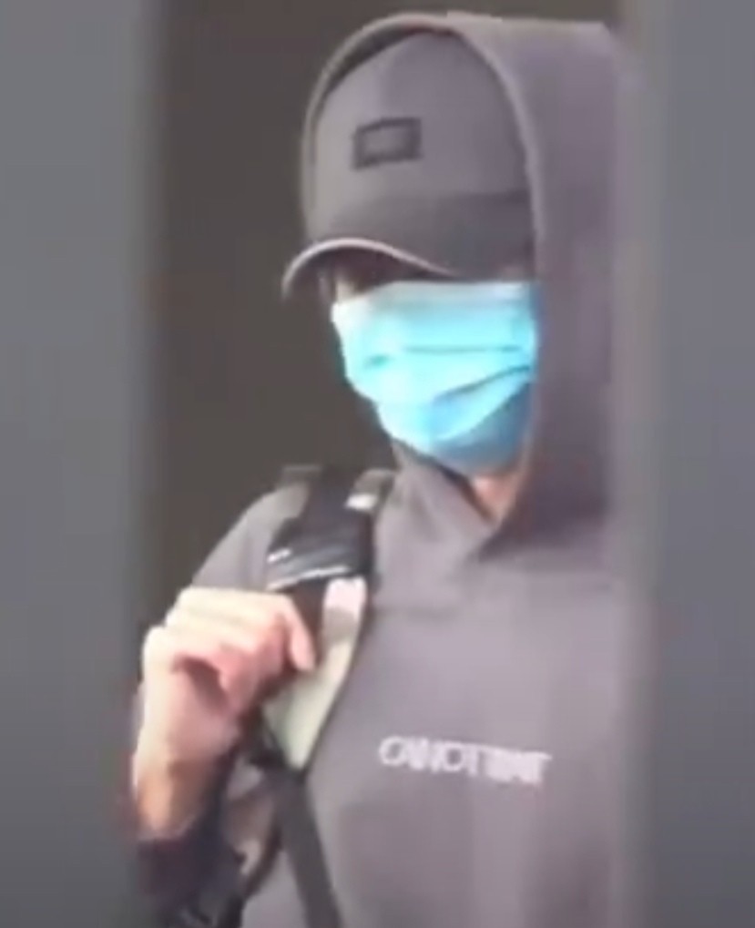 谢霆锋|谢霆锋一块肉放了2年继续吃，做法精细厨艺好厉害，馋“哭”网友