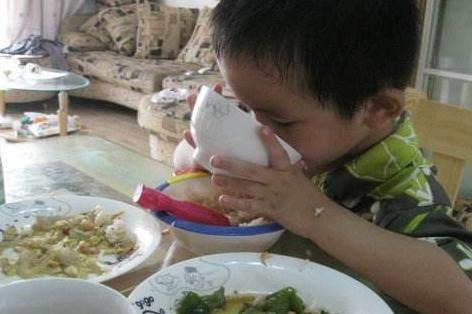 睁眼|3岁男孩午休后再没睁眼,医生的解释让奶奶心碎,很多父母都犯过