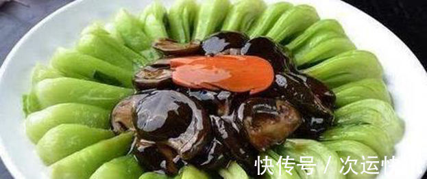 油菜|美食推荐白茨菇烧鸡块，黄豆酱蒸鱼，芹菜花生米，香菇扒油菜