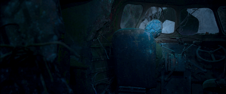 鐵三角|《掃黑風暴》接近收官，《云南蟲谷》火速上線，探險視效拉滿怎么還被吐槽？