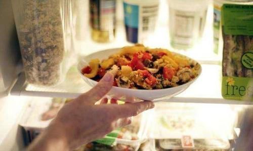 杰杰|孩子长期吃这4种东西，太伤脾胃，不积食才怪