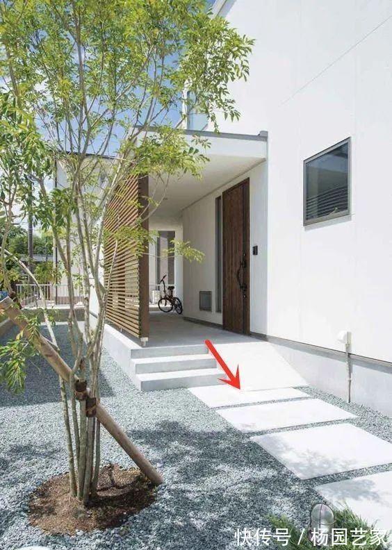 入户门|日本人真会抖机灵,但凡有条件的,都想法设法在入户门前设小斜坡