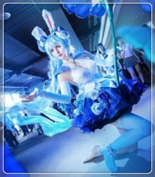 瞬间|小姐姐COS公孙离,光脚不算啥,看她踮脚尖,漫迷瞬间沦陷