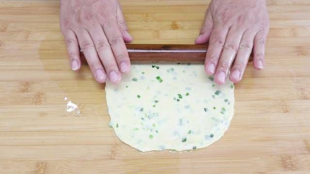 外婆用了40年烙饼做法,柔软多层,凉了不发硬,学会给家人露一手