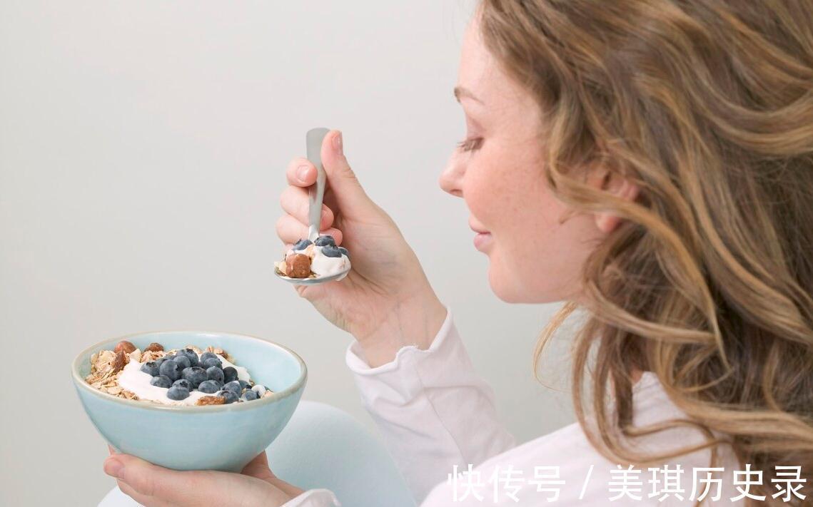 康复运动|产后不适巧应对,爸爸是关键