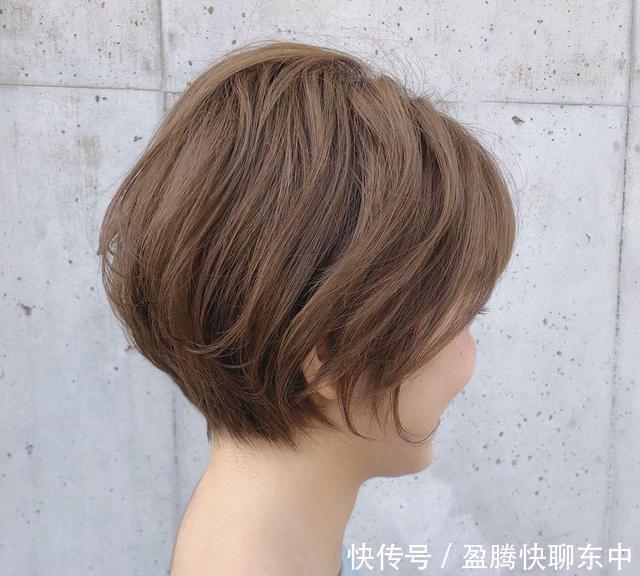 头发|有这3个特征的女性,剪短发就对了,让你美到颜值翻倍