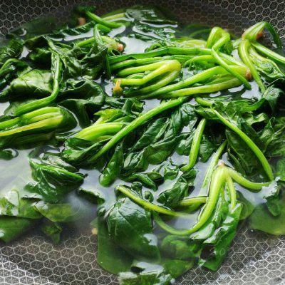 辣蛋|三分钟做好辣蛋豆腐蒜菠菜，做饭太简单！