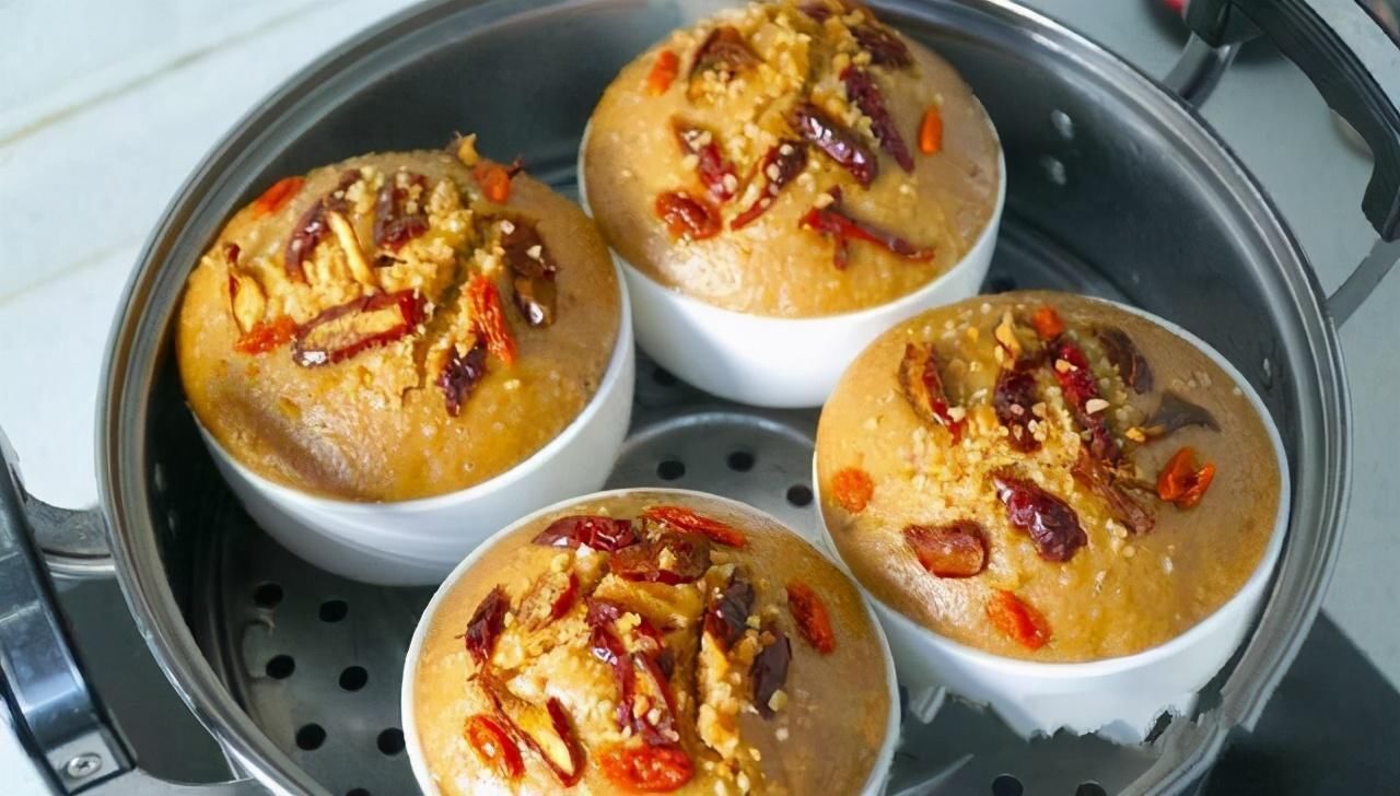 米饭|发糕米饭,不放酵母,松软香甜,比包子馒头好吃太多,做法超简单