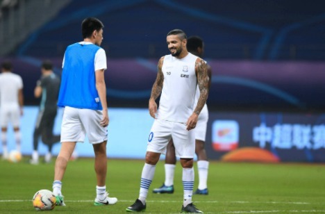 马修斯|绝不会走!中超著名外援:在中国踢球很挣钱,曾一天消费了78万