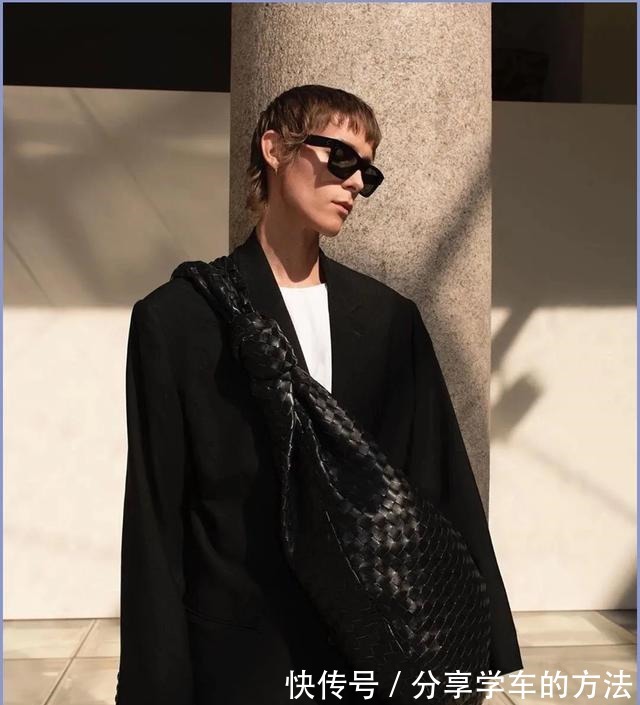 男士 为什么姑娘们都偏爱背包的男人!