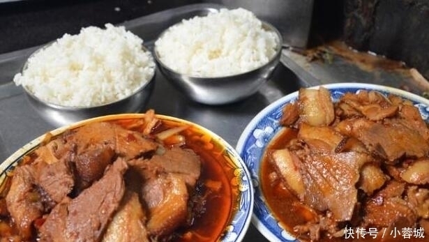 食客|小夫妻开餐馆,大乱炖10元一份米饭不限量,食客奔着老板娘来