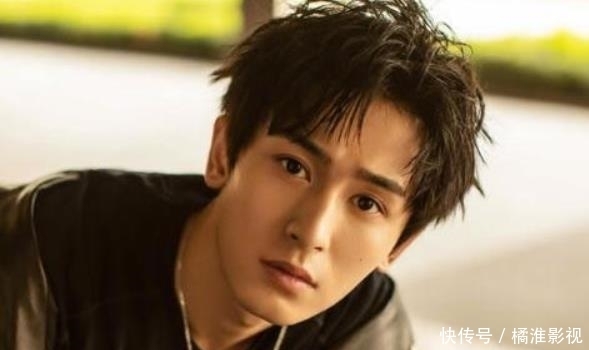 男孩 觉得张哲瀚眼熟,原来是当年的“旺仔男孩”,高颜值从小就有了
