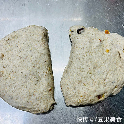 减肥|黑麦果仁欧包 核桃橙皮蔓越莓 减肥全麦面包