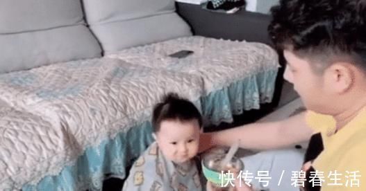 尿不湿|萌娃被奶爸“绑架”喂饭,这大概是我见过“最憋屈”的尿不湿