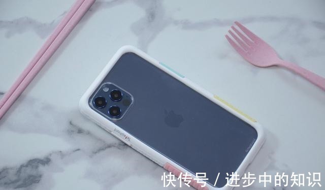 孔大|给iPhone 12多加一层保护，太乐芬“抗污防摔”边框开箱！