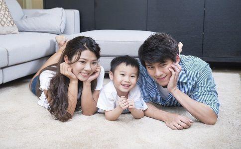 夫妻感情 “最惹不起”新娘火了,看到伴娘团手里的证书,网友纷纷心疼新郎