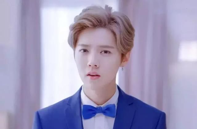 《跑男》他曾被踢出局,因邓超baby说情才留下-如今和鹿晗是兄弟