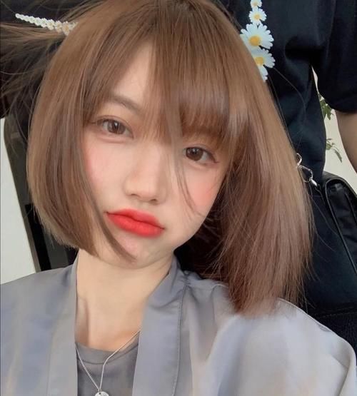 牙齿|女生若有这些特点，可以说是标准的“耐看脸”，颜值高还看不腻