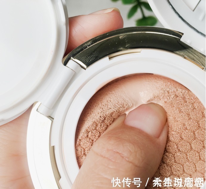 孕期|凭什么有人孕期化妆护肤百无禁忌？就凭这些“安全到爆”的护肤品