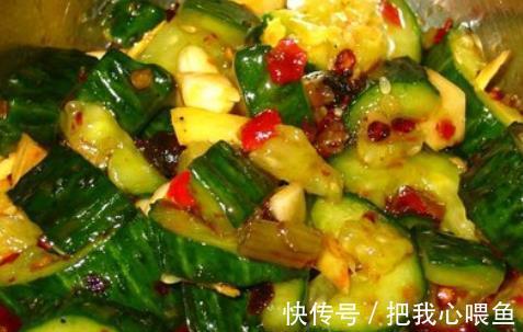 爽脆|凉拌黄瓜有窍门,很多人少加了这味料,难怪黄瓜不够爽脆好吃!