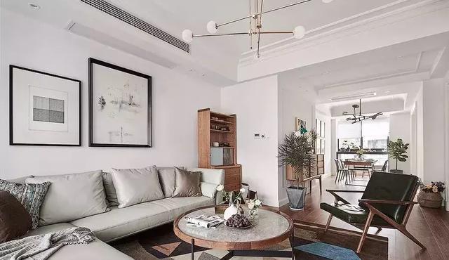 客厅|136平三室新房,全屋大白墙,内嵌式木质电视柜,层次感爆棚